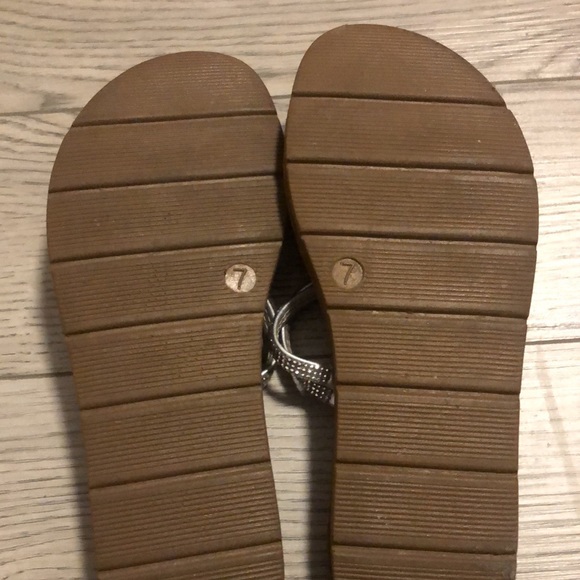 Sandals - Picture 3 of 3